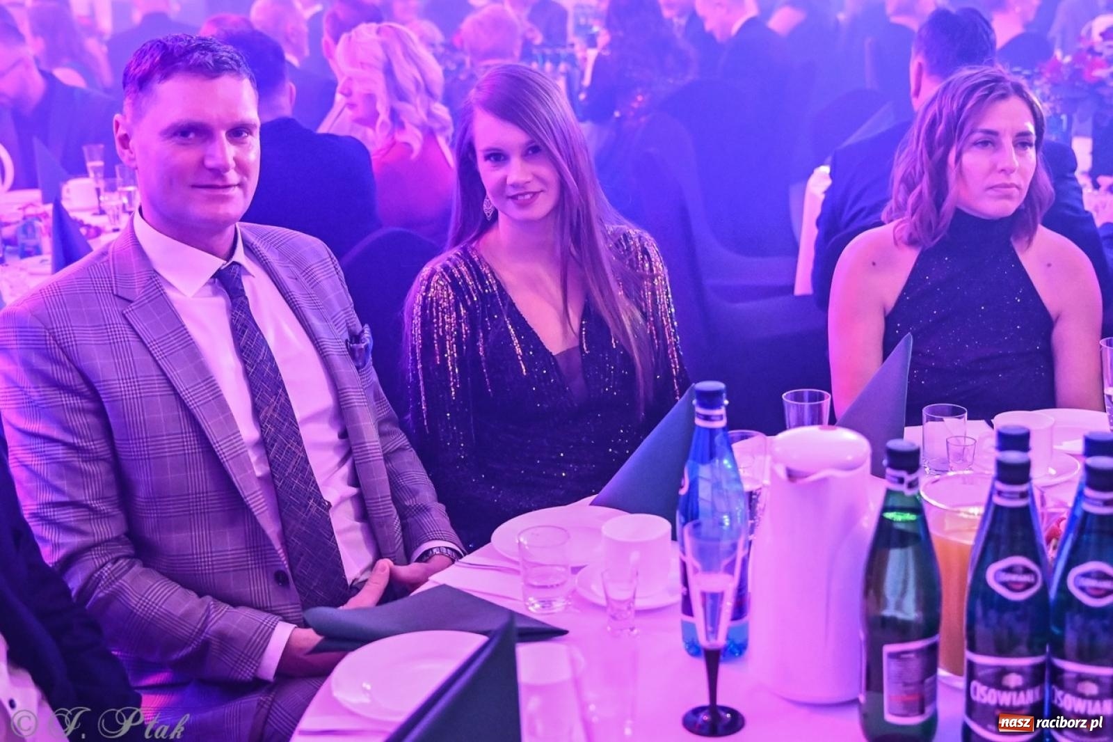 Zdjęcie w galerii na portalu naszraciborz.pl: XIX Gala Przedsiębiorczości w Pietrowicach Wielkich zgromadziła ponad 400 gości wiadomości z regionu