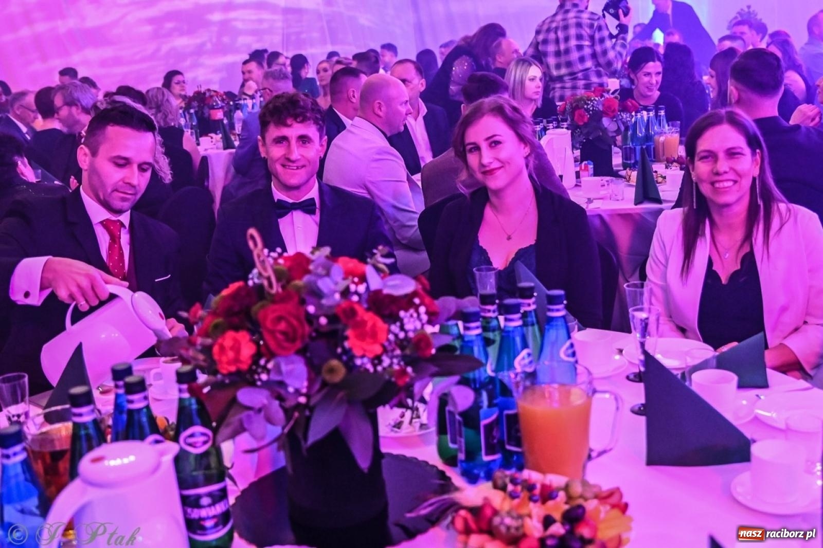 Zdjęcie w galerii na portalu naszraciborz.pl: XIX Gala Przedsiębiorczości w Pietrowicach Wielkich zgromadziła ponad 400 gości wiadomości z regionu