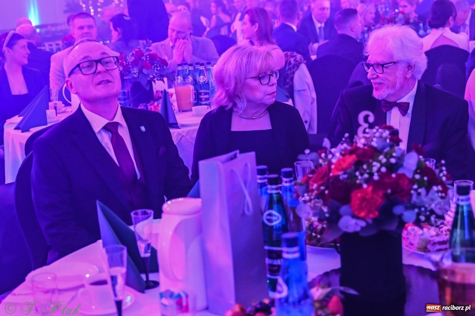 Zdjęcie w galerii na portalu naszraciborz.pl: XIX Gala Przedsiębiorczości w Pietrowicach Wielkich zgromadziła ponad 400 gości wiadomości z regionu