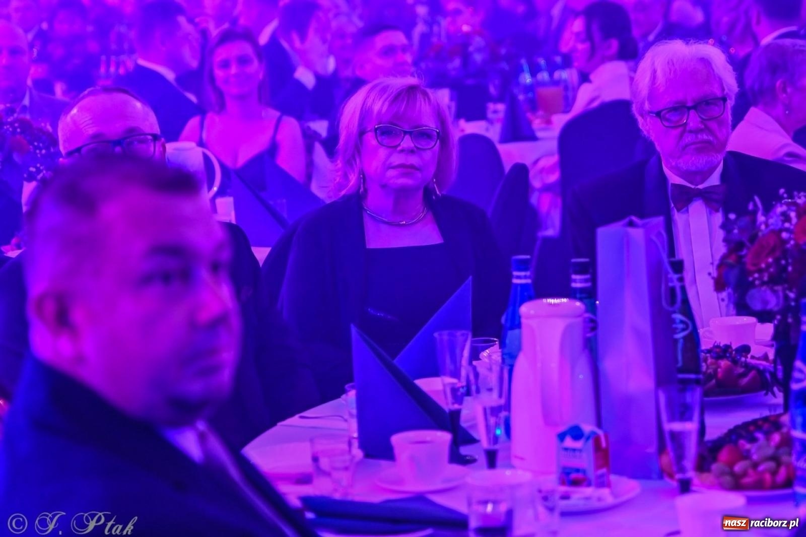 Zdjęcie w galerii na portalu naszraciborz.pl: XIX Gala Przedsiębiorczości w Pietrowicach Wielkich zgromadziła ponad 400 gości wiadomości z regionu