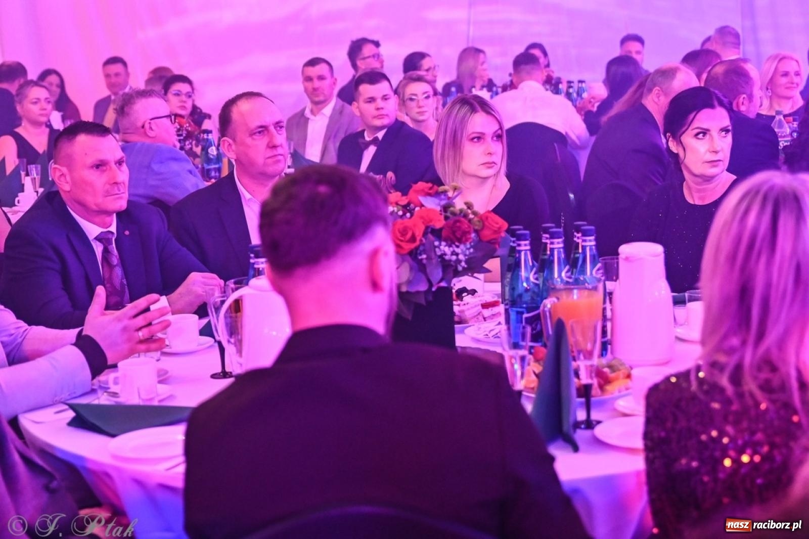 Zdjęcie w galerii na portalu naszraciborz.pl: XIX Gala Przedsiębiorczości w Pietrowicach Wielkich zgromadziła ponad 400 gości wiadomości z regionu