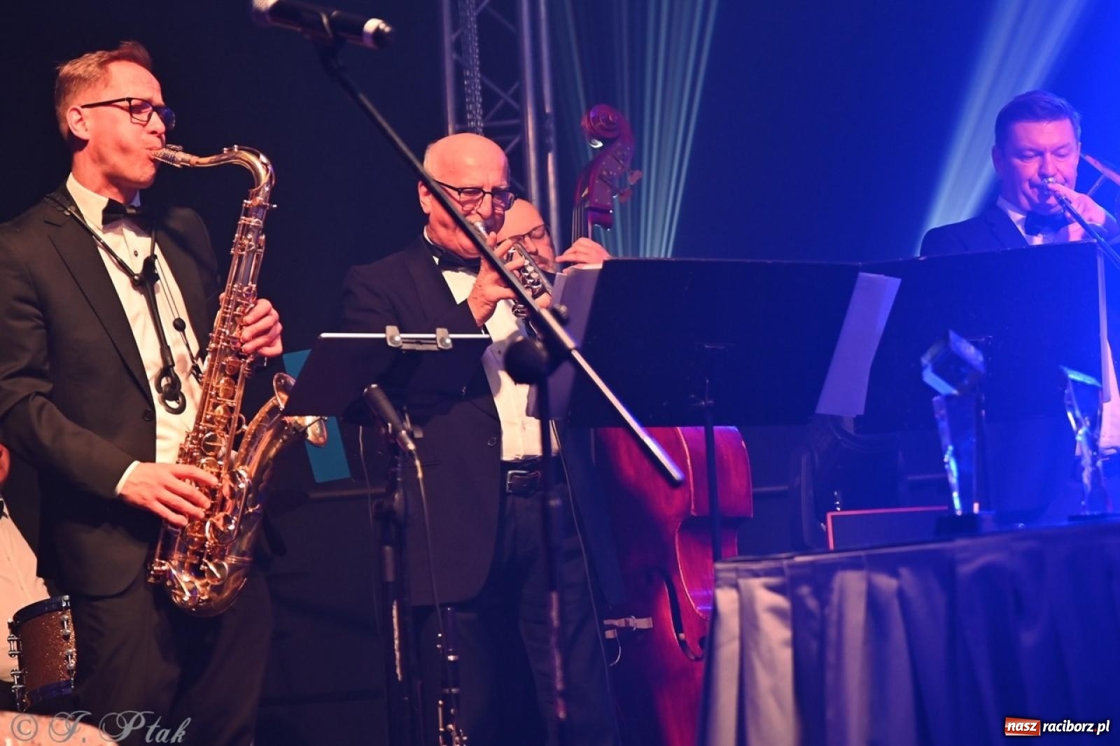 Zdjęcie w galerii na portalu naszraciborz.pl: XIX Gala Przedsiębiorczości w Pietrowicach Wielkich zgromadziła ponad 400 gości wiadomości z regionu