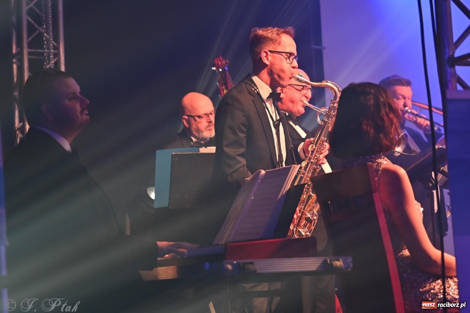 Zdjęcie w galerii na portalu naszraciborz.pl: XIX Gala Przedsiębiorczości w Pietrowicach Wielkich zgromadziła ponad 400 gości wiadomości z regionu