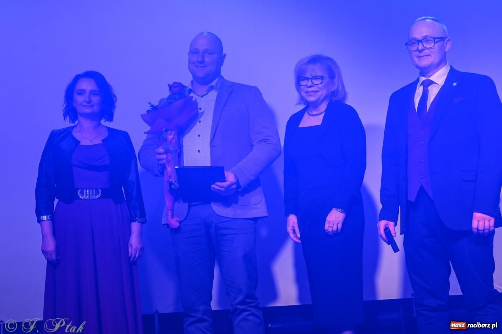 Zdjęcie w galerii na portalu naszraciborz.pl: XIX Gala Przedsiębiorczości w Pietrowicach Wielkich zgromadziła ponad 400 gości wiadomości z regionu