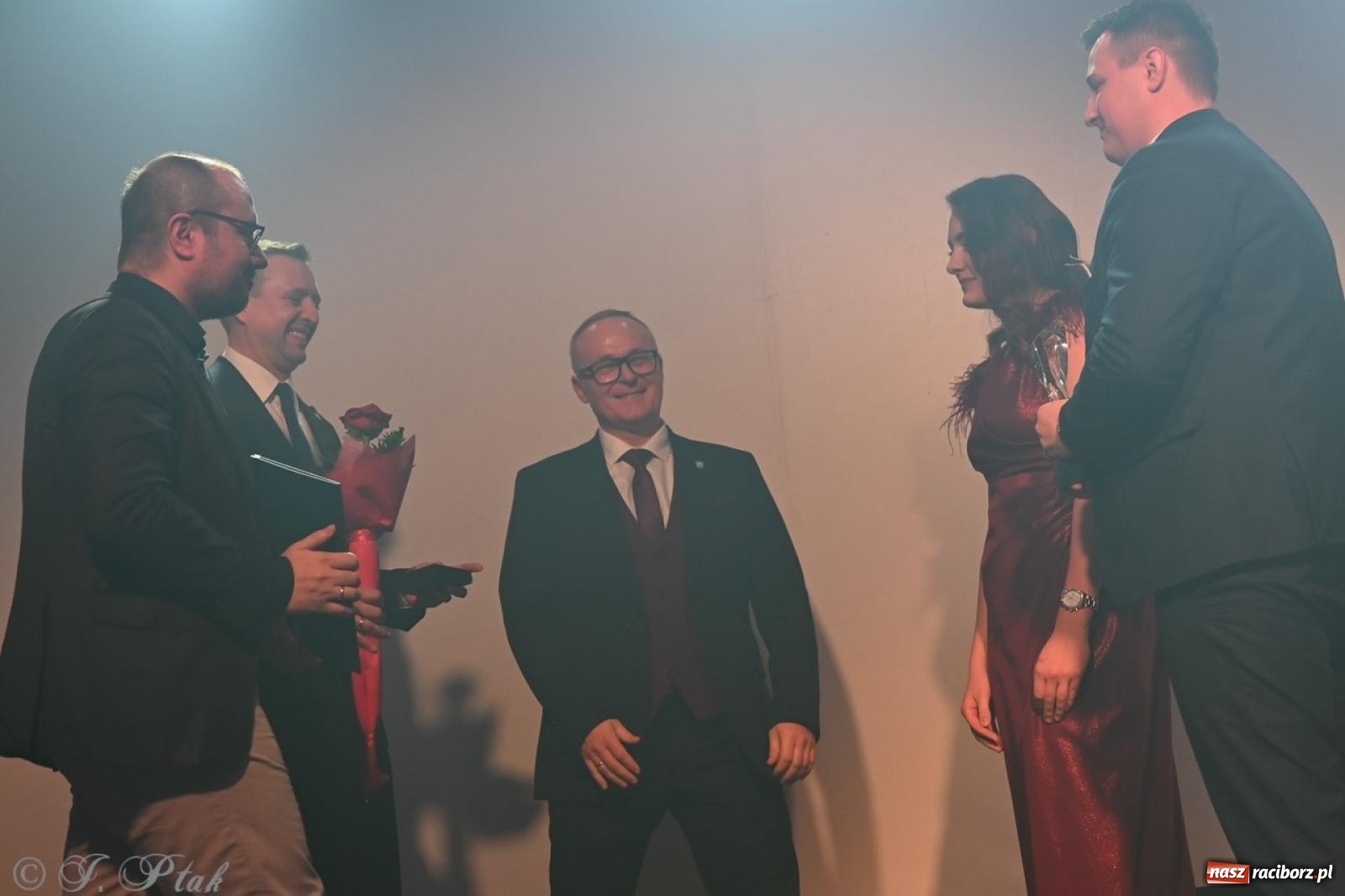 Zdjęcie w galerii na portalu naszraciborz.pl: XIX Gala Przedsiębiorczości w Pietrowicach Wielkich zgromadziła ponad 400 gości wiadomości z regionu