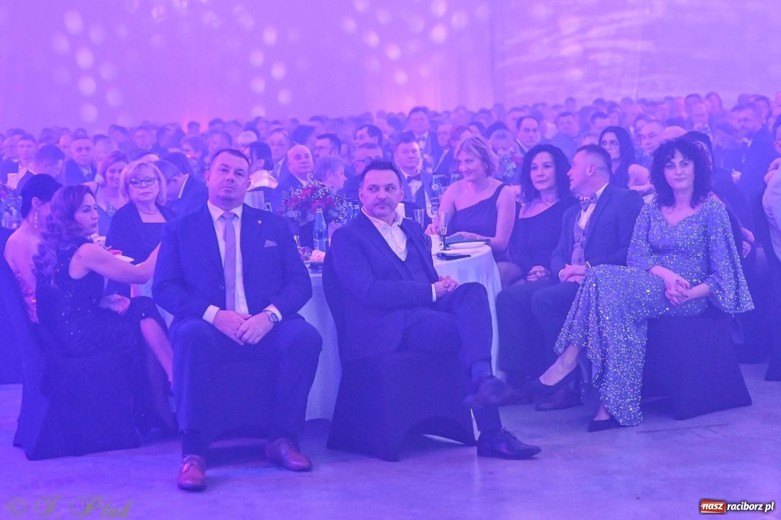 Zdjęcie w galerii na portalu naszraciborz.pl: XIX Gala Przedsiębiorczości w Pietrowicach Wielkich zgromadziła ponad 400 gości wiadomości z regionu