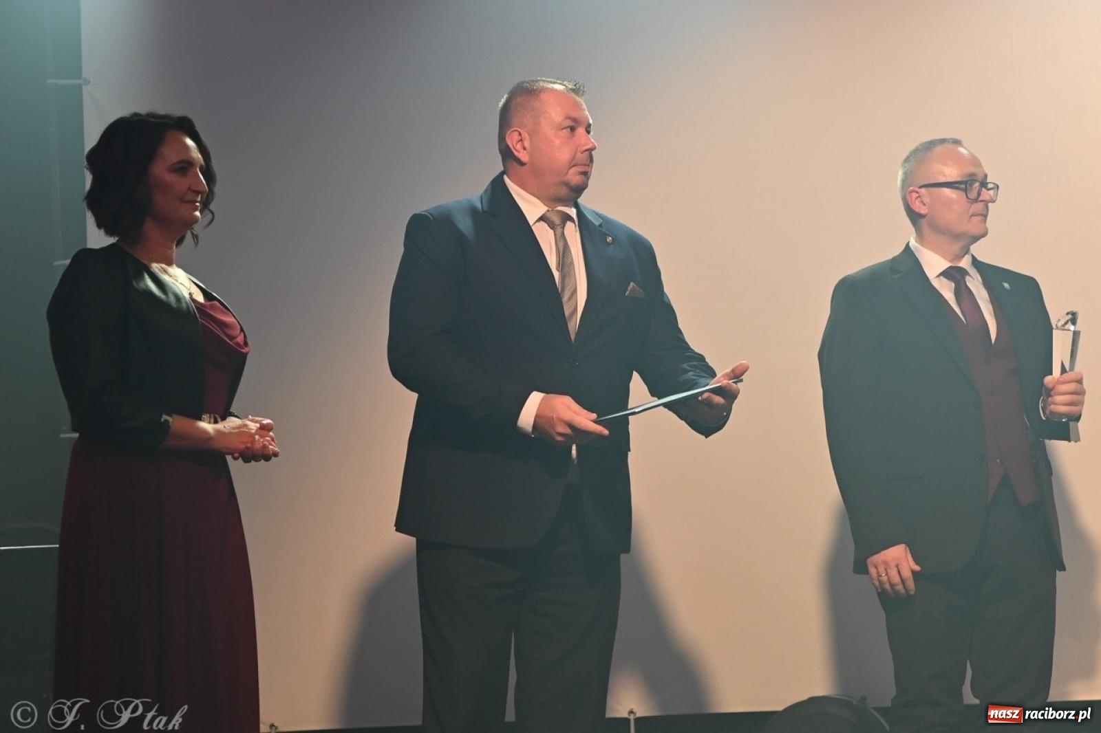 Zdjęcie w galerii na portalu naszraciborz.pl: XIX Gala Przedsiębiorczości w Pietrowicach Wielkich zgromadziła ponad 400 gości wiadomości z regionu