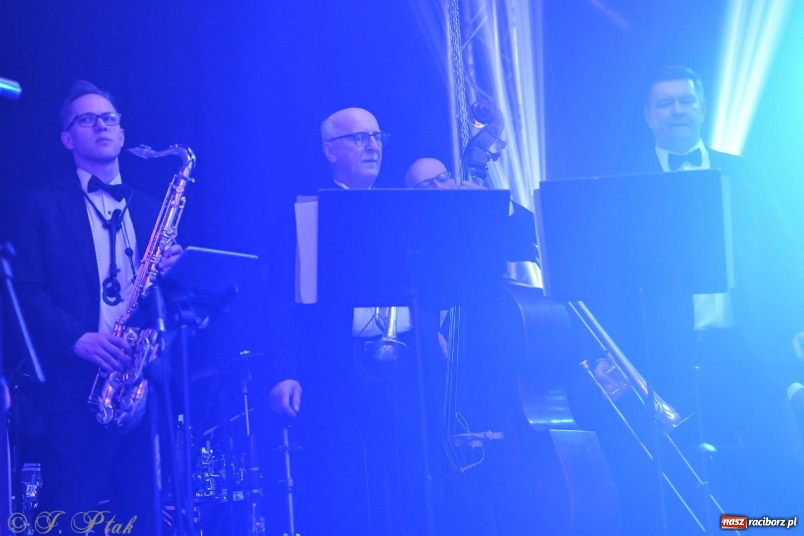 Zdjęcie w galerii na portalu naszraciborz.pl: XIX Gala Przedsiębiorczości w Pietrowicach Wielkich zgromadziła ponad 400 gości wiadomości z regionu