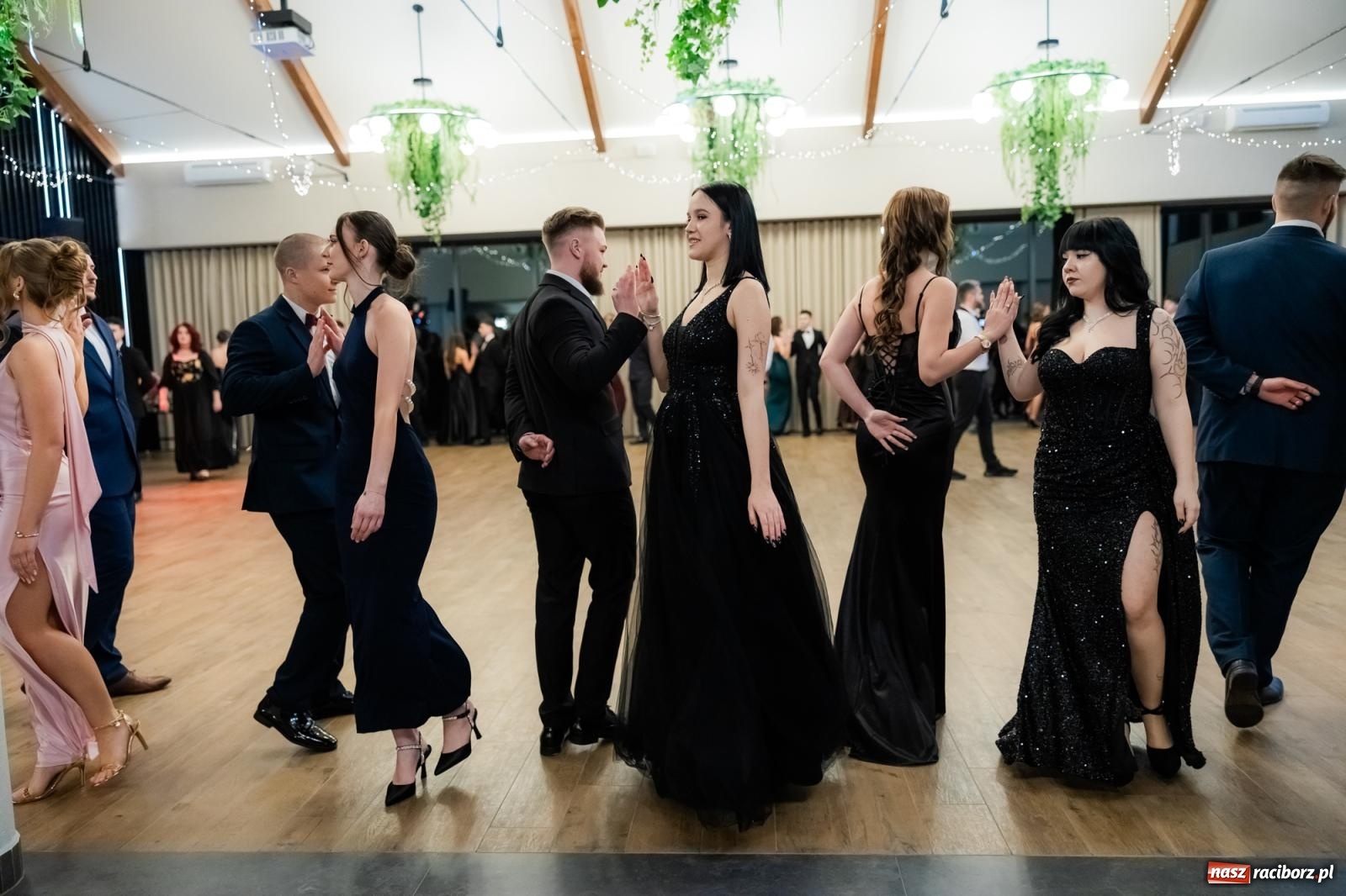 Zdjęcie w galerii na portalu naszraciborz.pl: Ekonomik w Rudym Lesie kończy sezon studniówek w powiecie raciborskim [FOTO i WIDEO] wiadomości z regionu