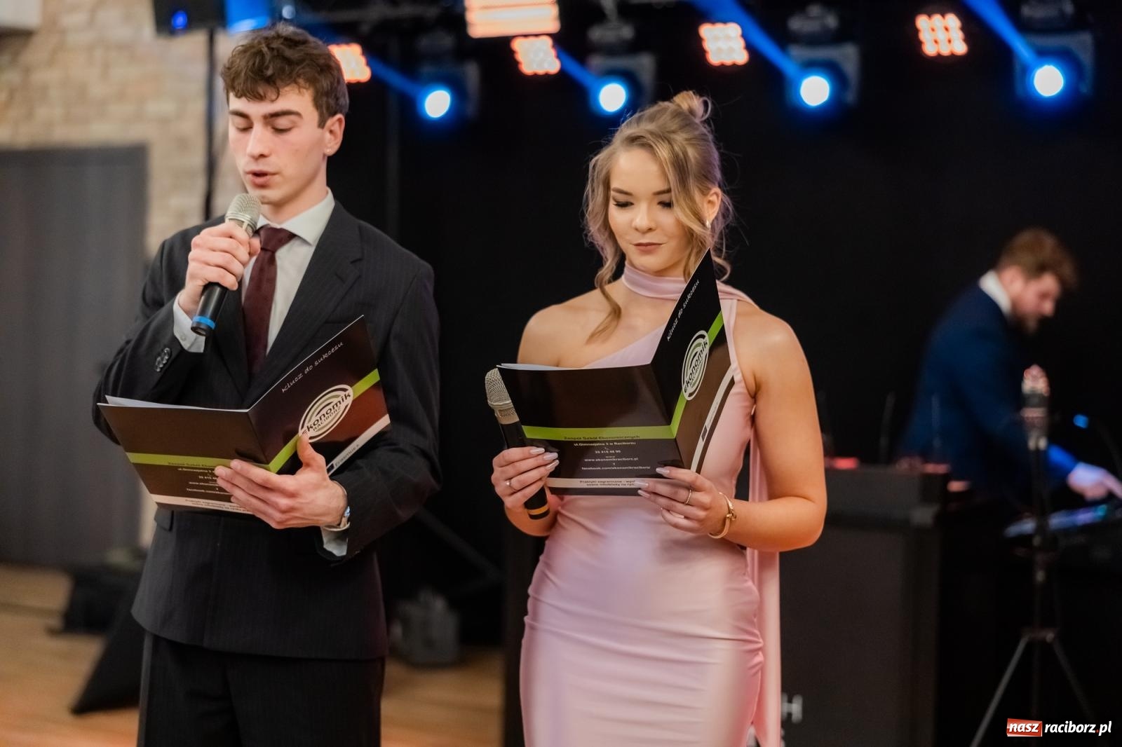 Zdjęcie w galerii na portalu naszraciborz.pl: Ekonomik w Rudym Lesie kończy sezon studniówek w powiecie raciborskim [FOTO i WIDEO] wiadomości z regionu