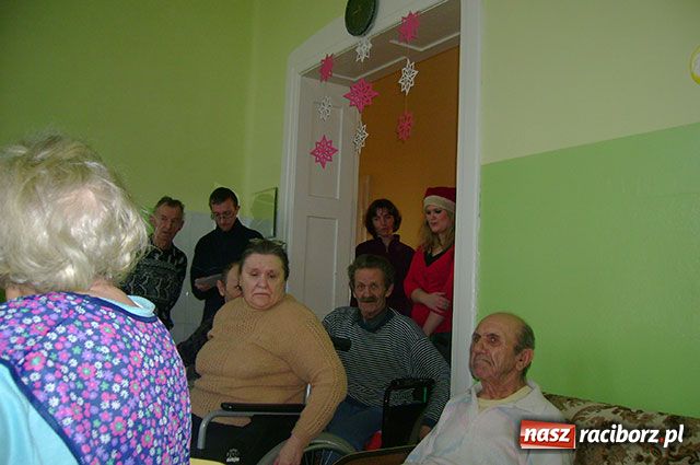 Zdjęcie w galerii na portalu naszraciborz.pl: Pamiętać także po świętach wiadomości z regionu