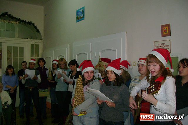 Zdjęcie w galerii na portalu naszraciborz.pl: Pamiętać także po świętach wiadomości z regionu