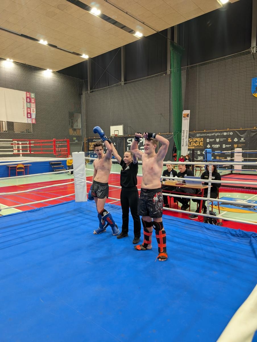 Zdjęcie w galerii na portalu naszraciborz.pl: Zawodnicy z Raciborza na podium Super League Fights w Bieruniu wiadomości z regionu