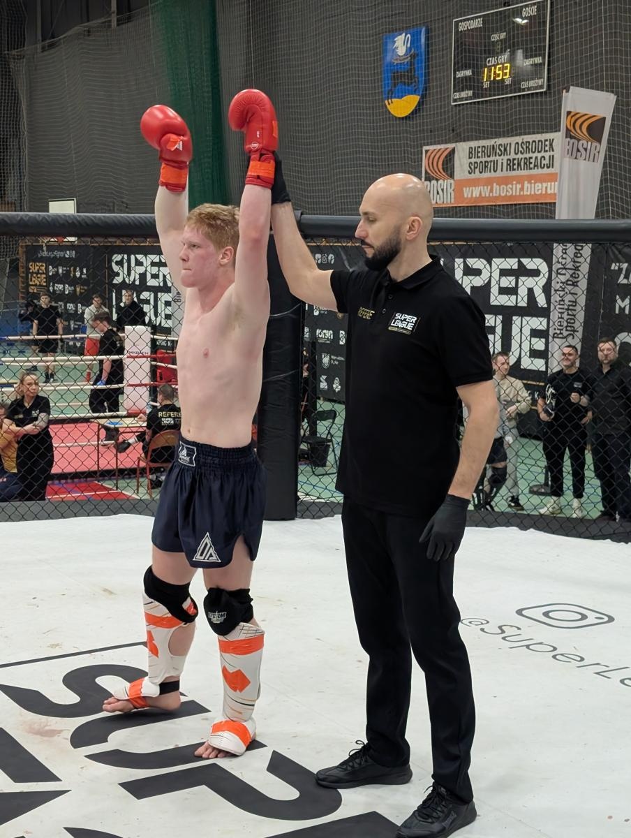 Zdjęcie w galerii na portalu naszraciborz.pl: Zawodnicy z Raciborza na podium Super League Fights w Bieruniu wiadomości z regionu