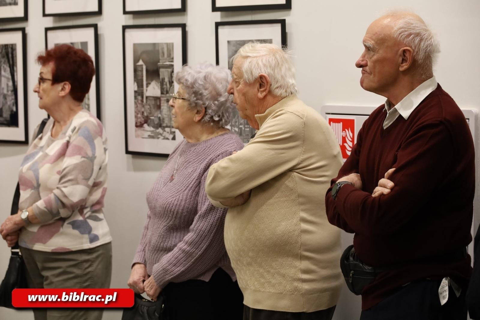 Zdjęcie w galerii na portalu naszraciborz.pl: Mój Frysztat – nowa wystawa w raciborskiej bibliotece wiadomości z regionu