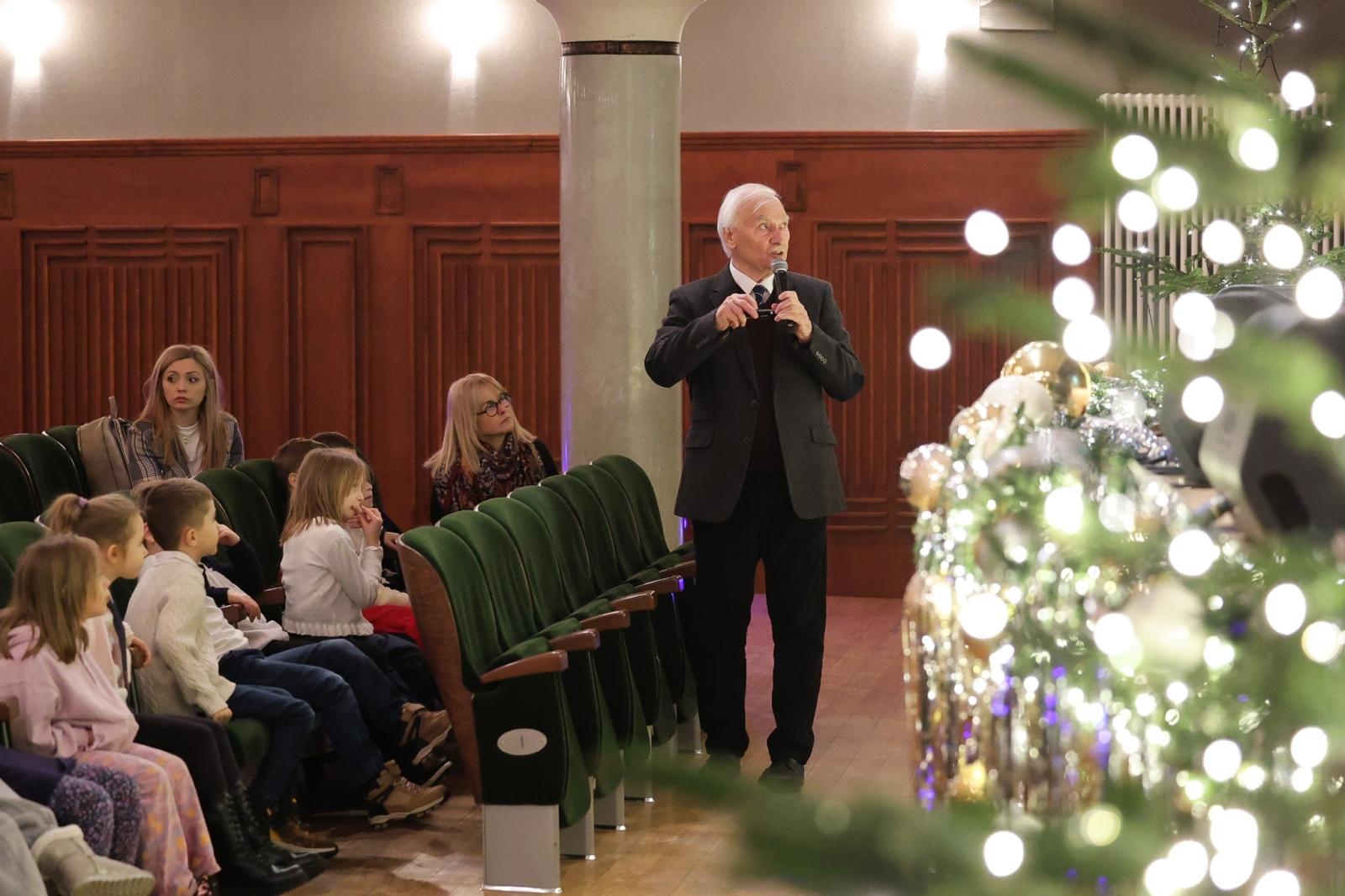 Zdjęcie w galerii na portalu naszraciborz.pl: Trzy saksofony na koncertach umuzykalniających wiadomości z regionu