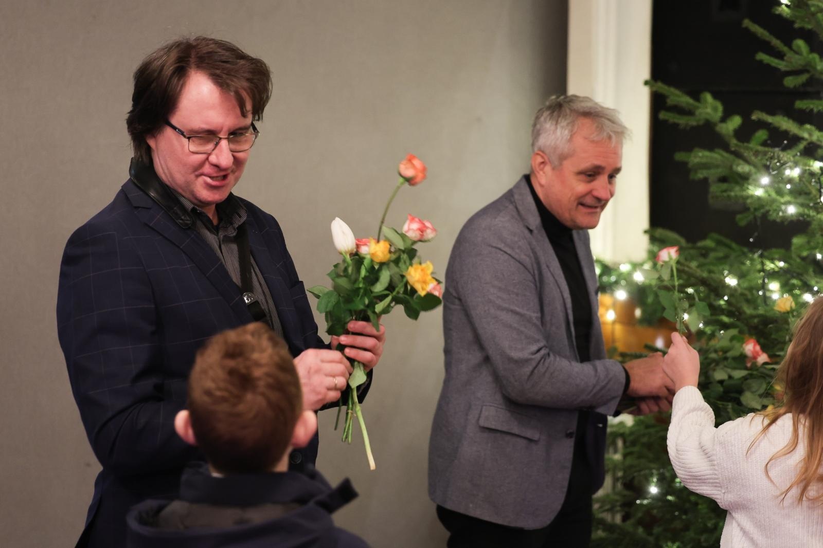 Zdjęcie w galerii na portalu naszraciborz.pl: Trzy saksofony na koncertach umuzykalniających wiadomości z regionu