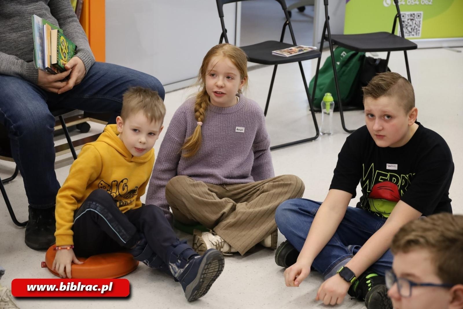 Zdjęcie w galerii na portalu naszraciborz.pl: Sobotnie spotkanie z językiem angielskim w Klubie Ojca wiadomości z regionu