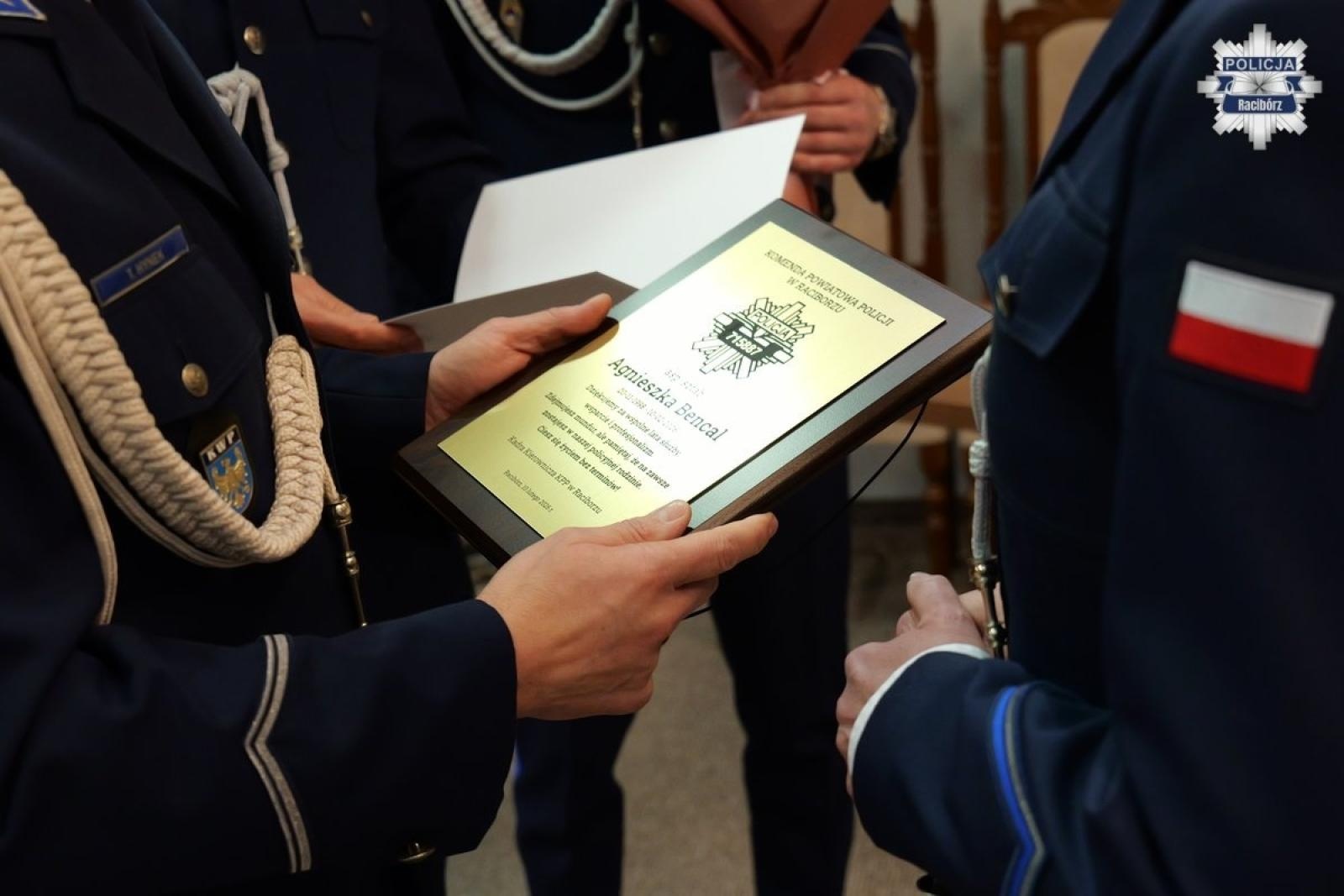 Zdjęcie w galerii na portalu naszraciborz.pl: Zmiana na stanowisku zastępcy komendanta komisariatu policji w Krzyżanowicach wiadomości z regionu