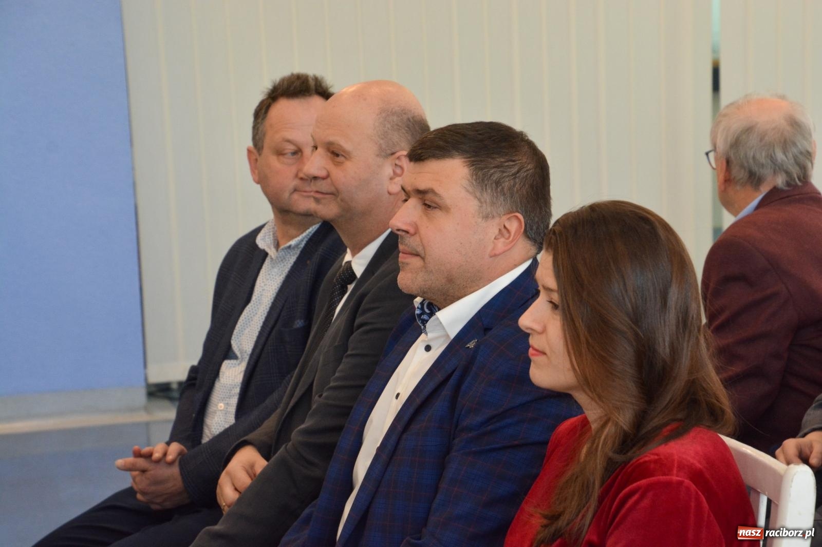 Zdjęcie w galerii na portalu naszraciborz.pl: Złota Jesień w nowym blasku. Wielki finał termomodernizacji w Raciborzu [FOTO i WIDEO] wiadomości z regionu