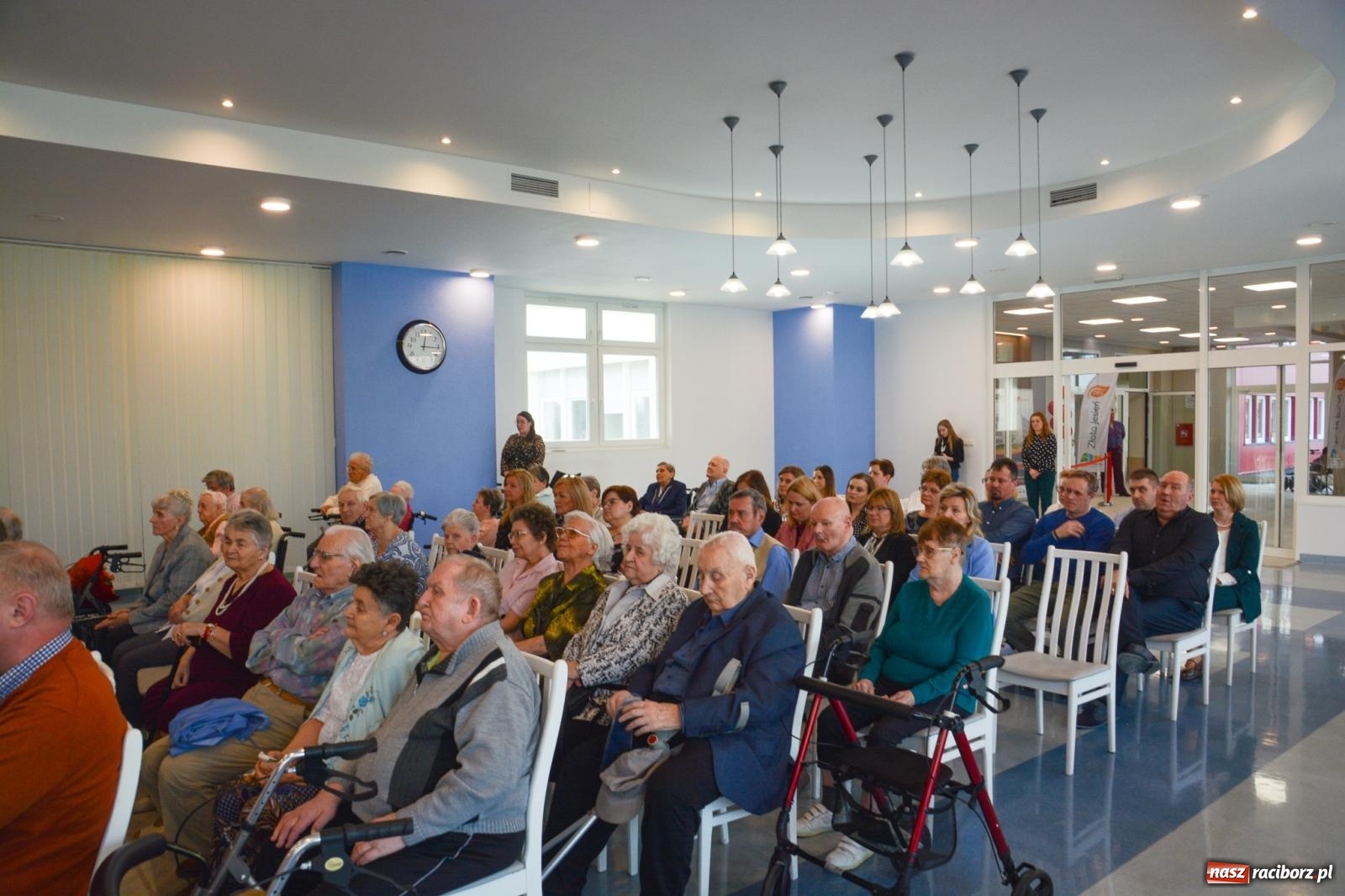 Zdjęcie w galerii na portalu naszraciborz.pl: Złota Jesień w nowym blasku. Wielki finał termomodernizacji w Raciborzu [FOTO i WIDEO] wiadomości z regionu