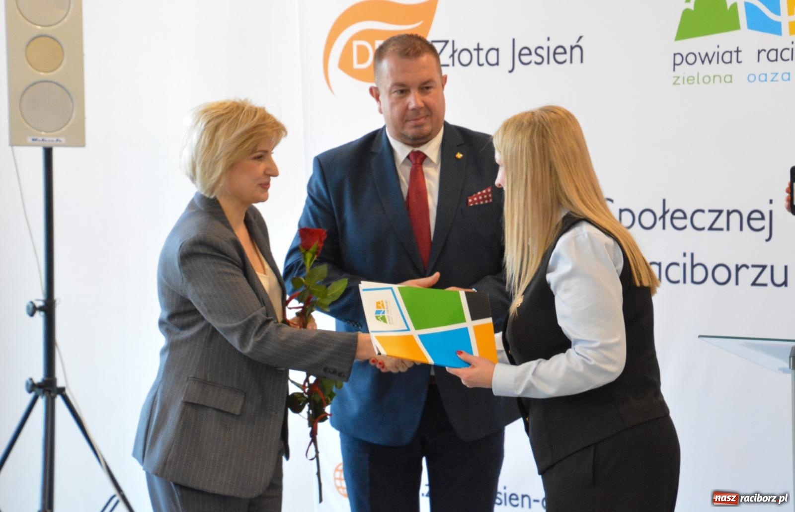 Zdjęcie w galerii na portalu naszraciborz.pl: Złota Jesień w nowym blasku. Wielki finał termomodernizacji w Raciborzu [FOTO i WIDEO] wiadomości z regionu