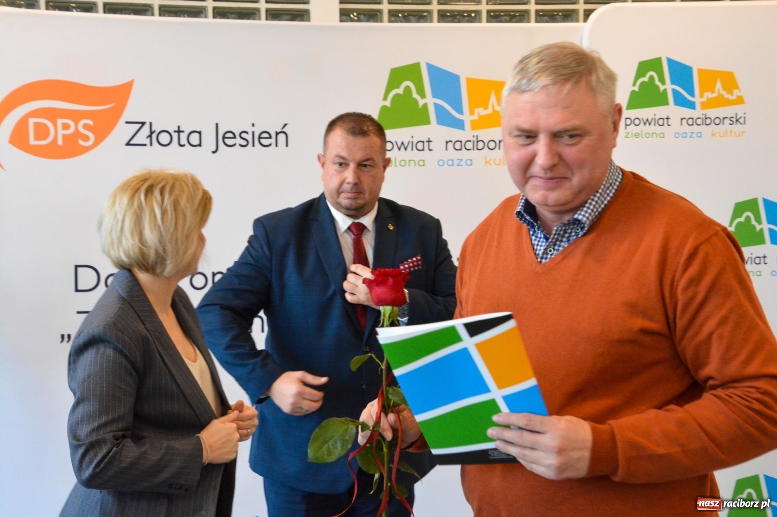 Zdjęcie w galerii na portalu naszraciborz.pl: Złota Jesień w nowym blasku. Wielki finał termomodernizacji w Raciborzu [FOTO i WIDEO] wiadomości z regionu