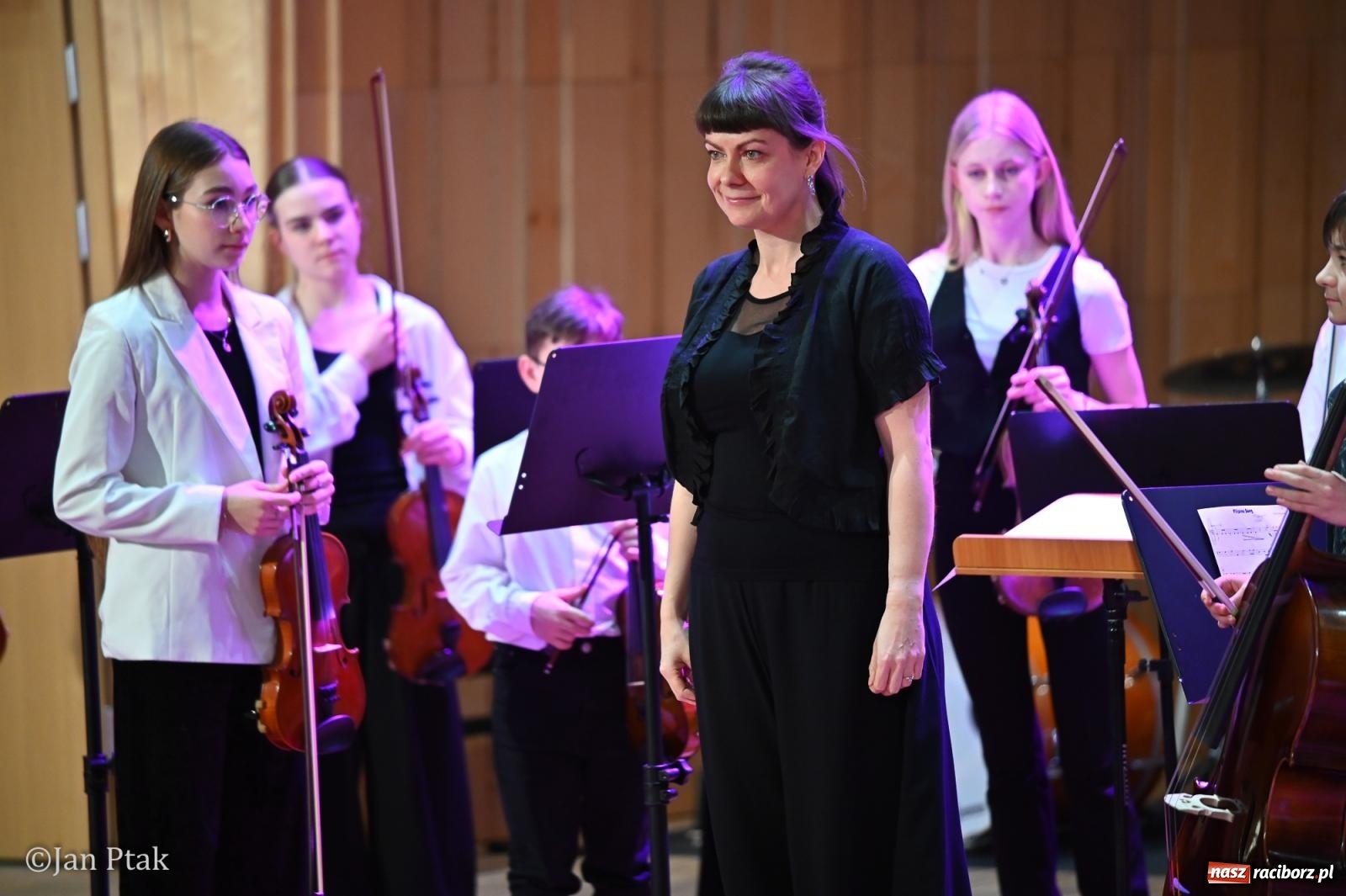 Zdjęcie w galerii na portalu naszraciborz.pl: Koncert karnawałowy w Państwowej Szkole Muzycznej w Raciborzu wiadomości z regionu