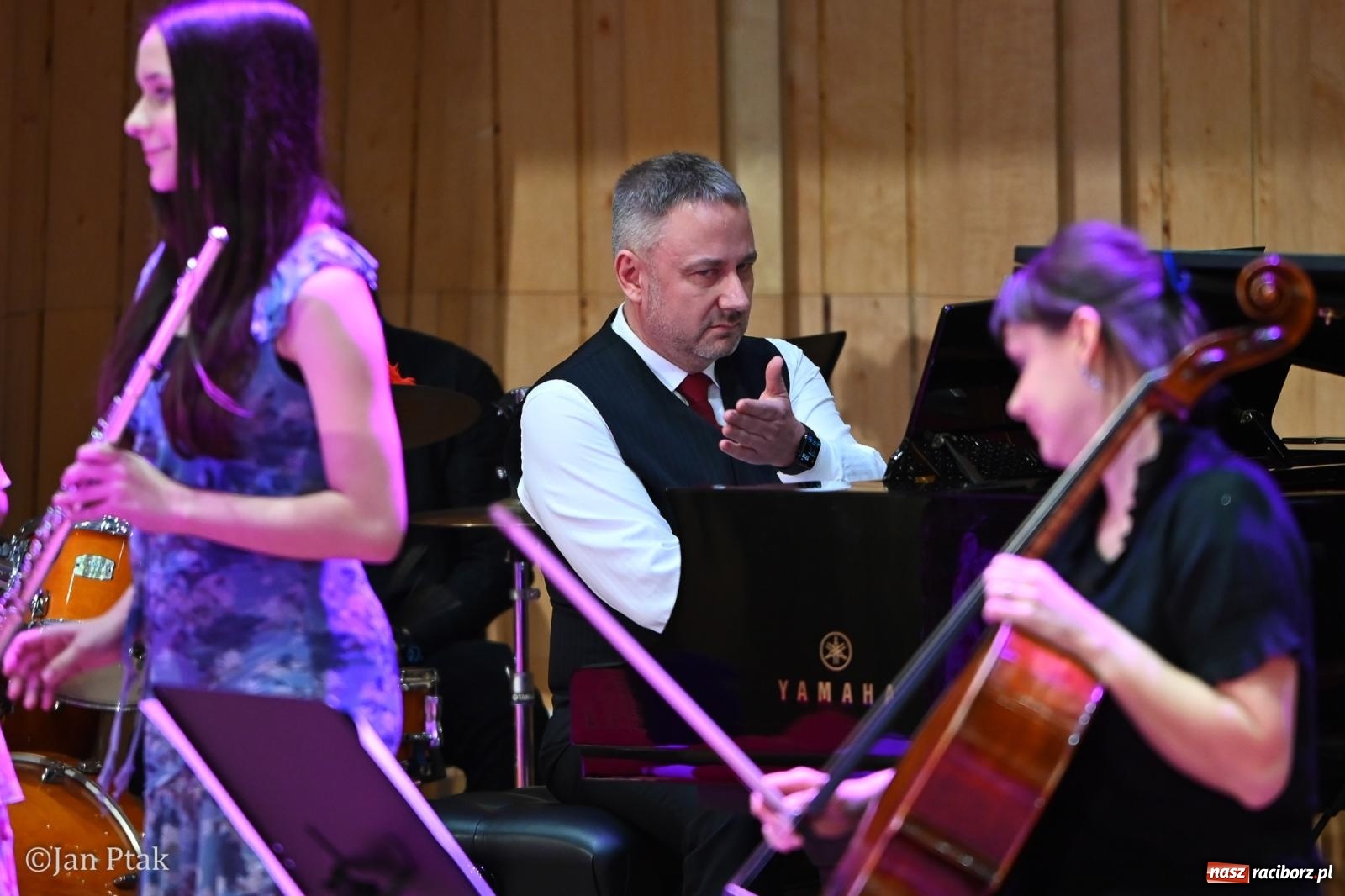 Zdjęcie w galerii na portalu naszraciborz.pl: Koncert karnawałowy w Państwowej Szkole Muzycznej w Raciborzu wiadomości z regionu