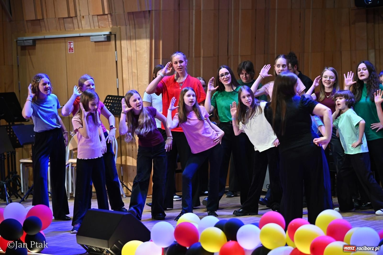 Zdjęcie w galerii na portalu naszraciborz.pl: Koncert karnawałowy w Państwowej Szkole Muzycznej w Raciborzu wiadomości z regionu