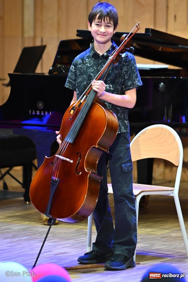 Zdjęcie w galerii na portalu naszraciborz.pl: Koncert karnawałowy w Państwowej Szkole Muzycznej w Raciborzu wiadomości z regionu