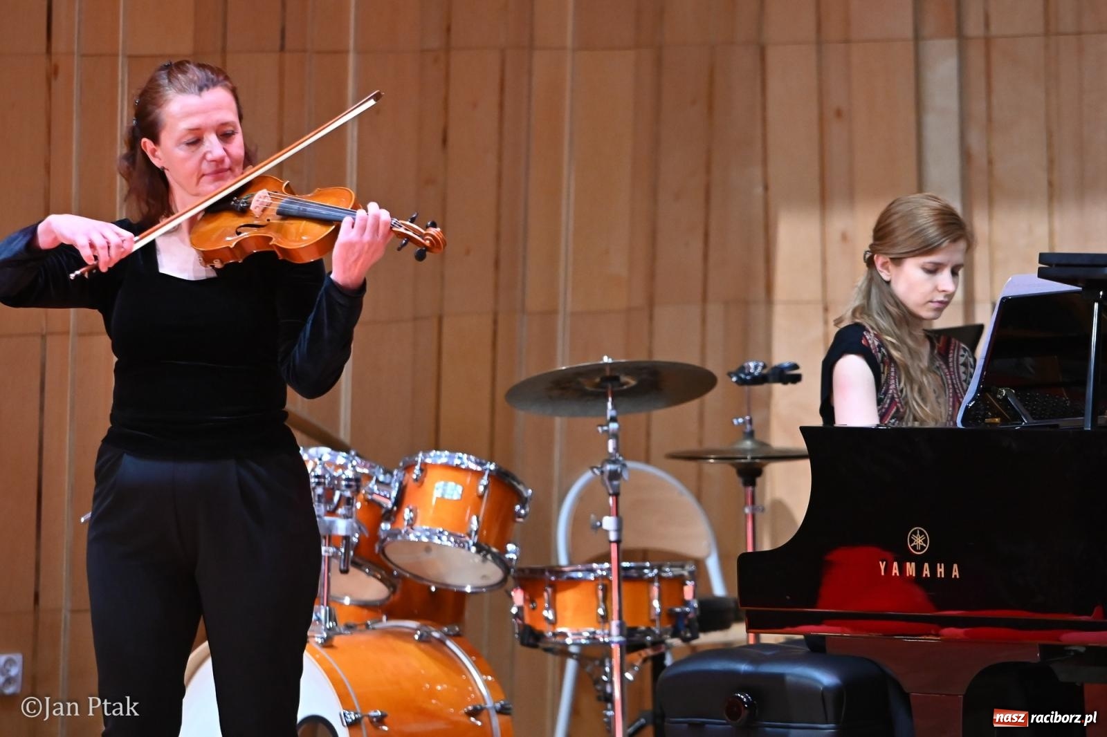 Zdjęcie w galerii na portalu naszraciborz.pl: Koncert karnawałowy w Państwowej Szkole Muzycznej w Raciborzu wiadomości z regionu