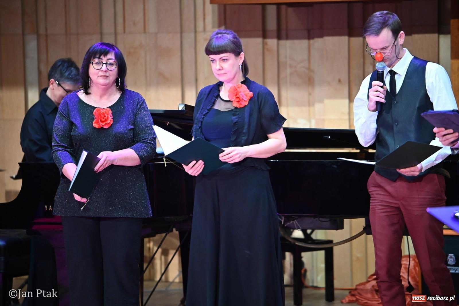 Zdjęcie w galerii na portalu naszraciborz.pl: Koncert karnawałowy w Państwowej Szkole Muzycznej w Raciborzu wiadomości z regionu