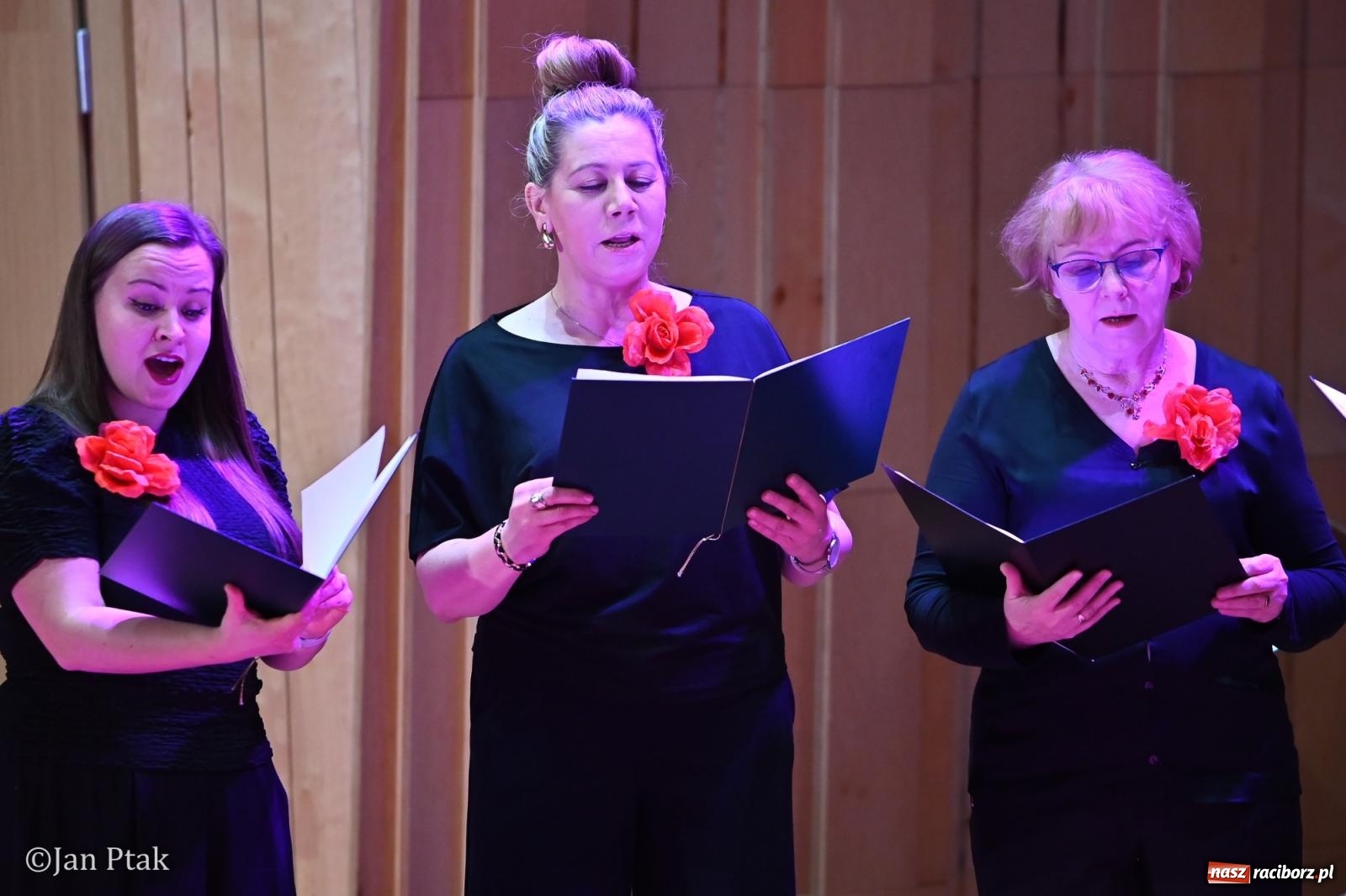 Zdjęcie w galerii na portalu naszraciborz.pl: Koncert karnawałowy w Państwowej Szkole Muzycznej w Raciborzu wiadomości z regionu