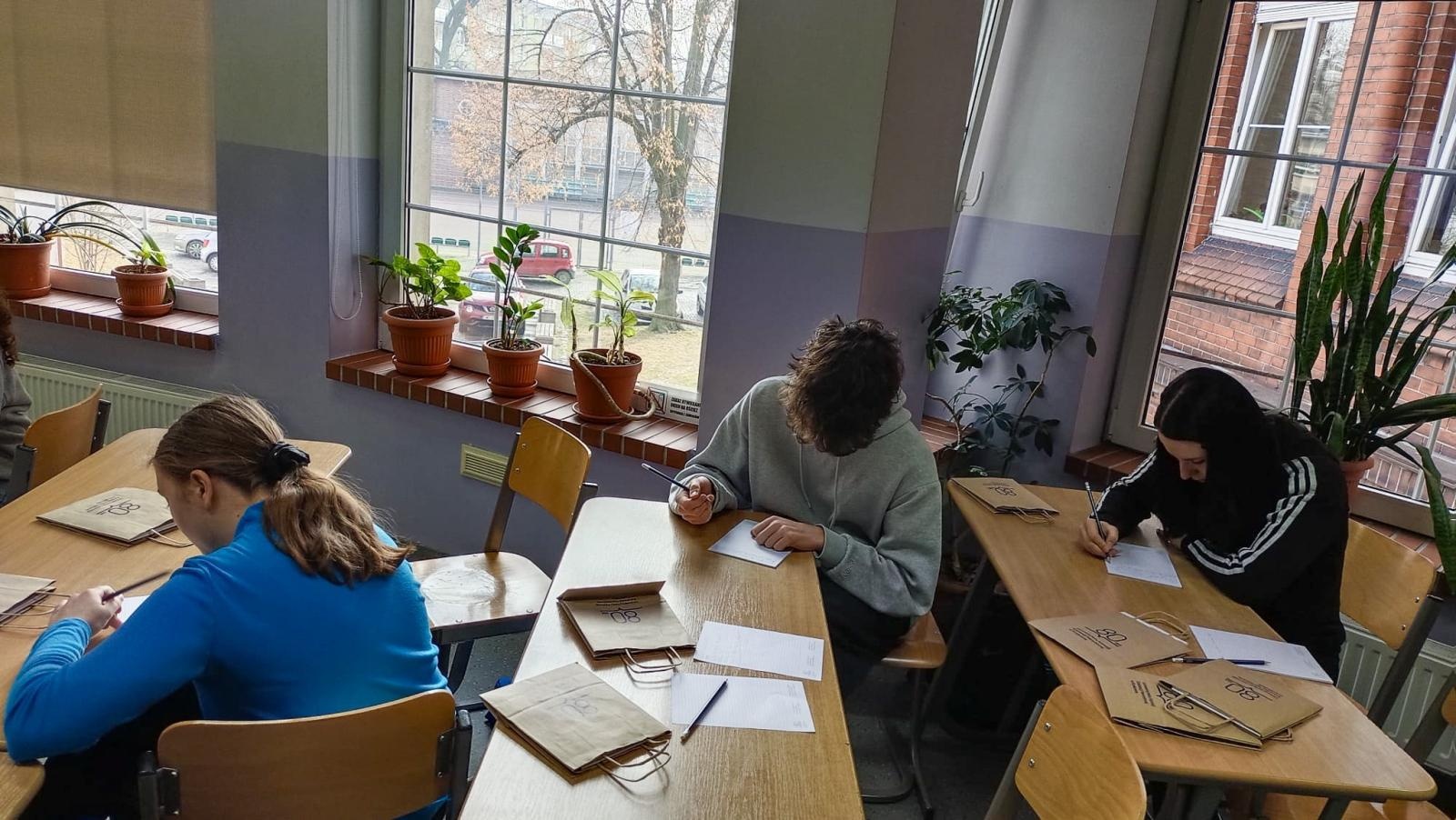 Zdjęcie w galerii na portalu naszraciborz.pl: Warsztaty dziennikarskie w raciborskim Kasprowiczu wiadomości z regionu