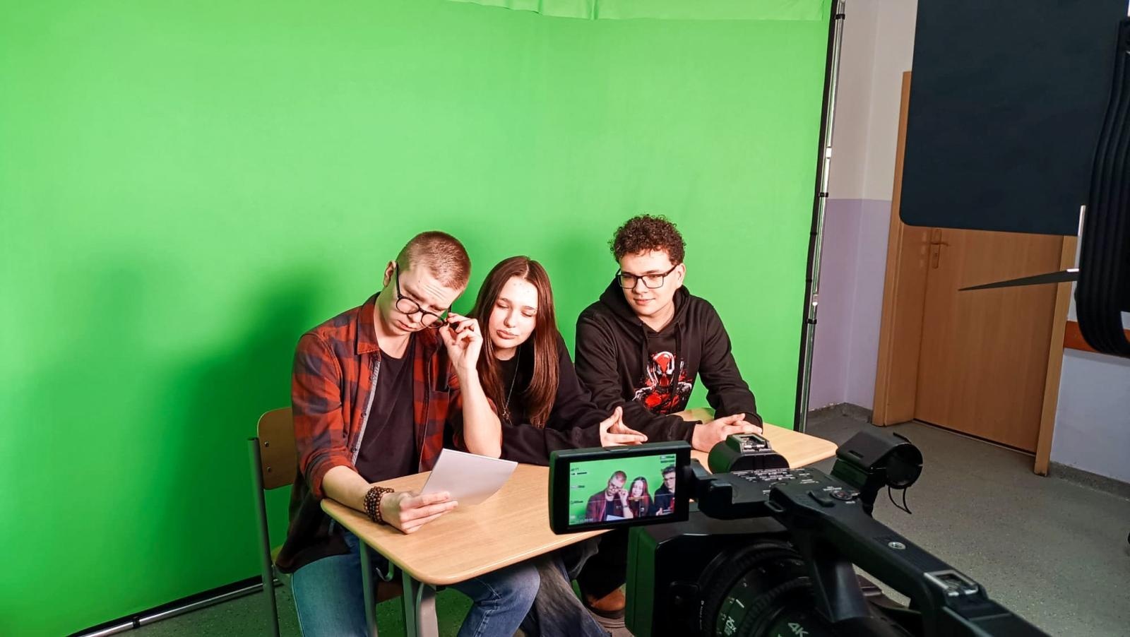 Zdjęcie w galerii na portalu naszraciborz.pl: Warsztaty dziennikarskie w raciborskim Kasprowiczu wiadomości z regionu