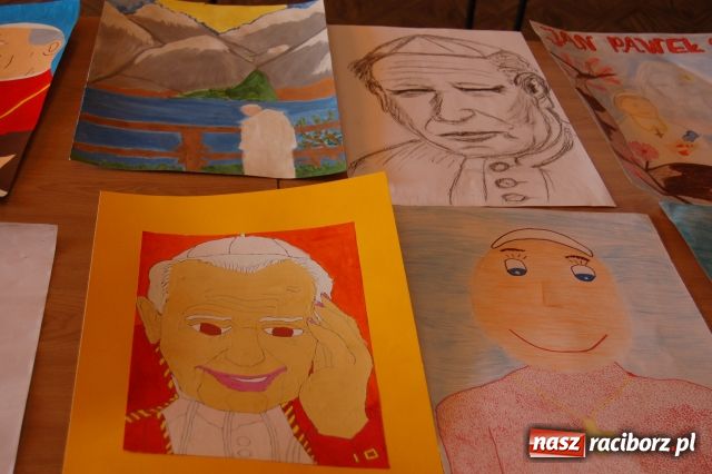 Zdjęcie w galerii na portalu naszraciborz.pl: XI Festiwal Kultury Powiatowej Branice 2011 wiadomości z regionu