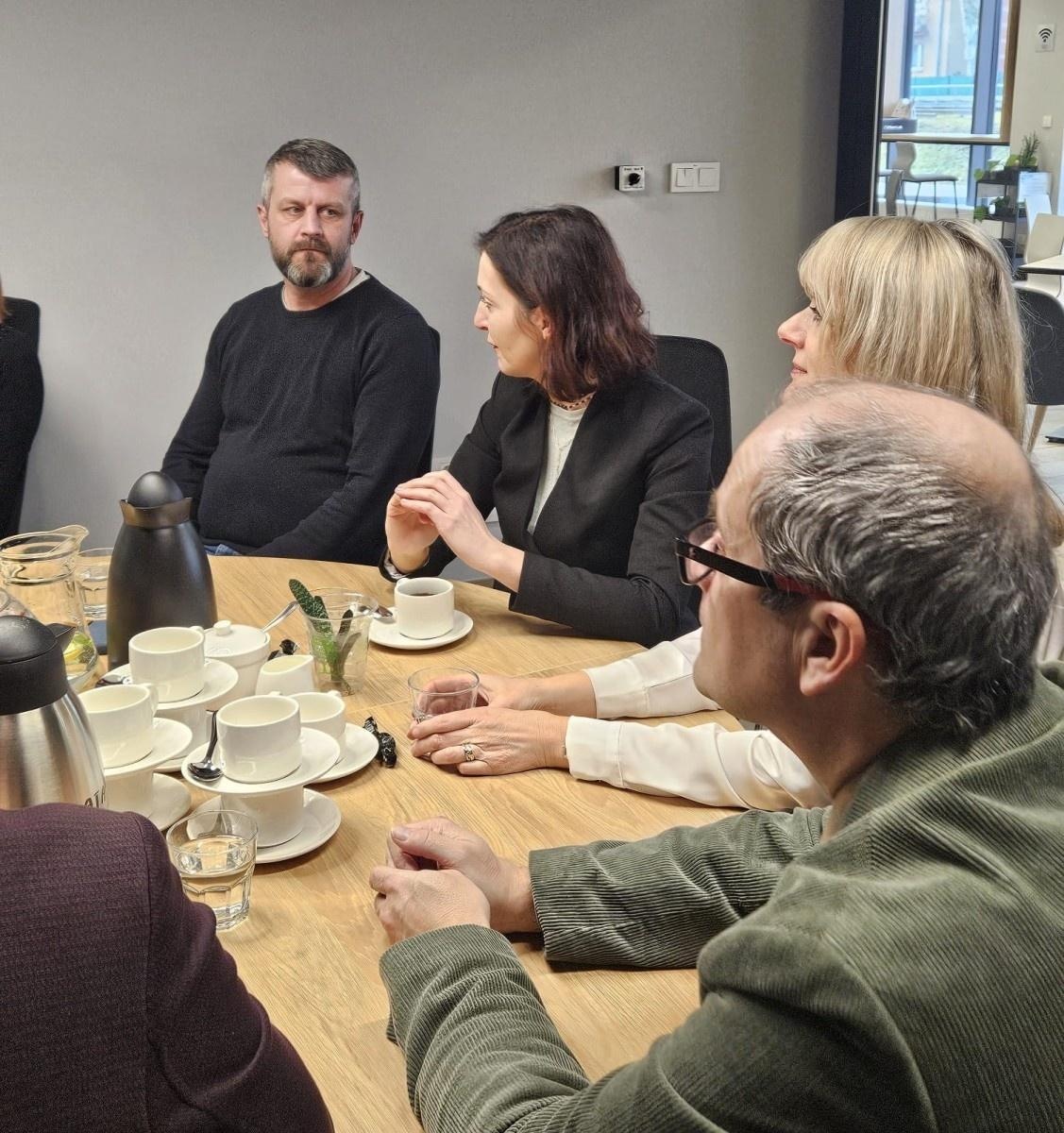 Zdjęcie w galerii na portalu naszraciborz.pl: Porozumienie polsko-czeskie w Raciborzu – wspólny projekt Silesianka – Widoki bez granic wiadomości z regionu