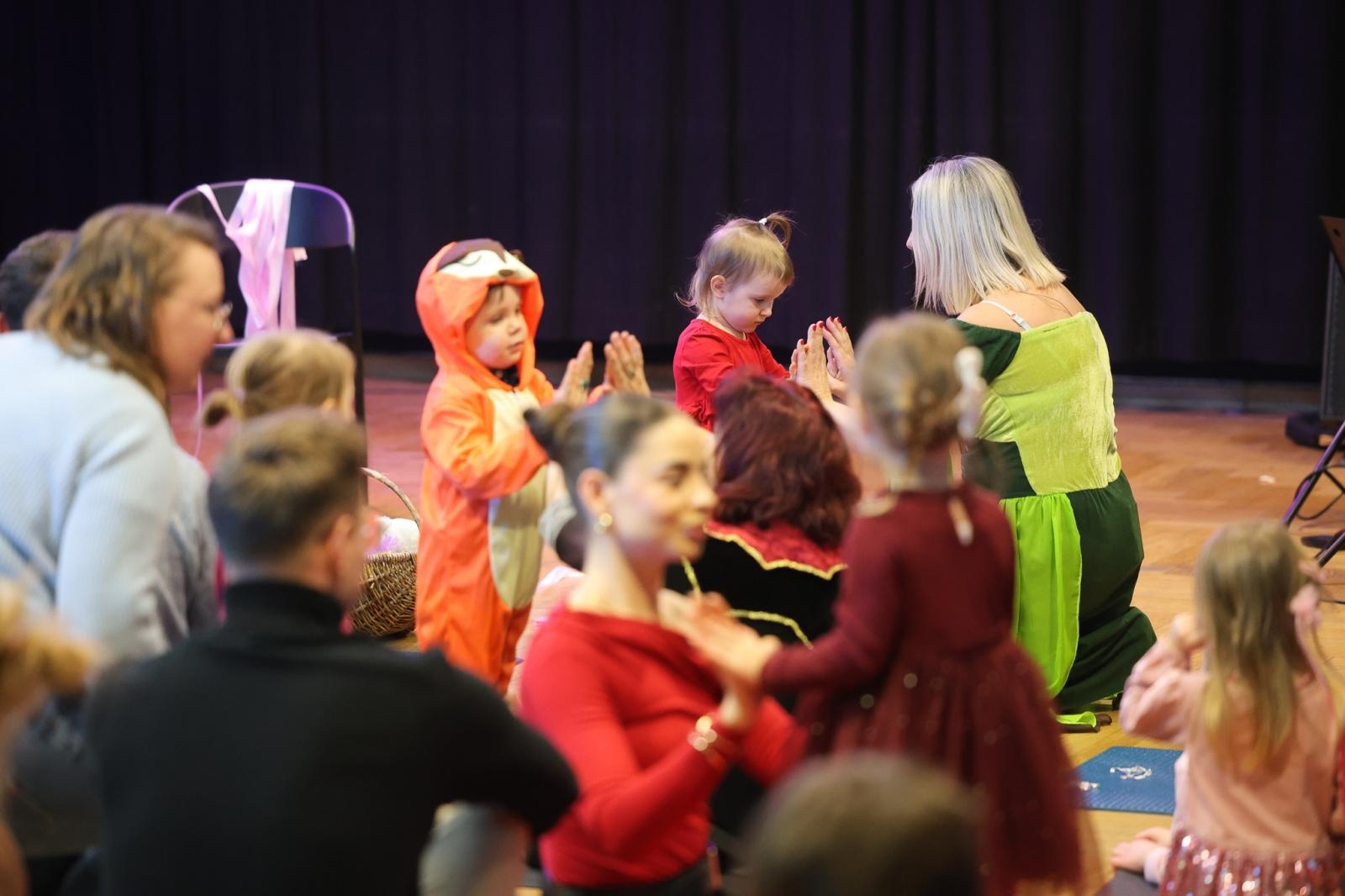 Zdjęcie w galerii na portalu naszraciborz.pl: Za nami Calineczka, przed nami Złota Rybka. Maluchy w Krainie Dźwięku zapraszają na niedzielny koncert wiadomości z regionu