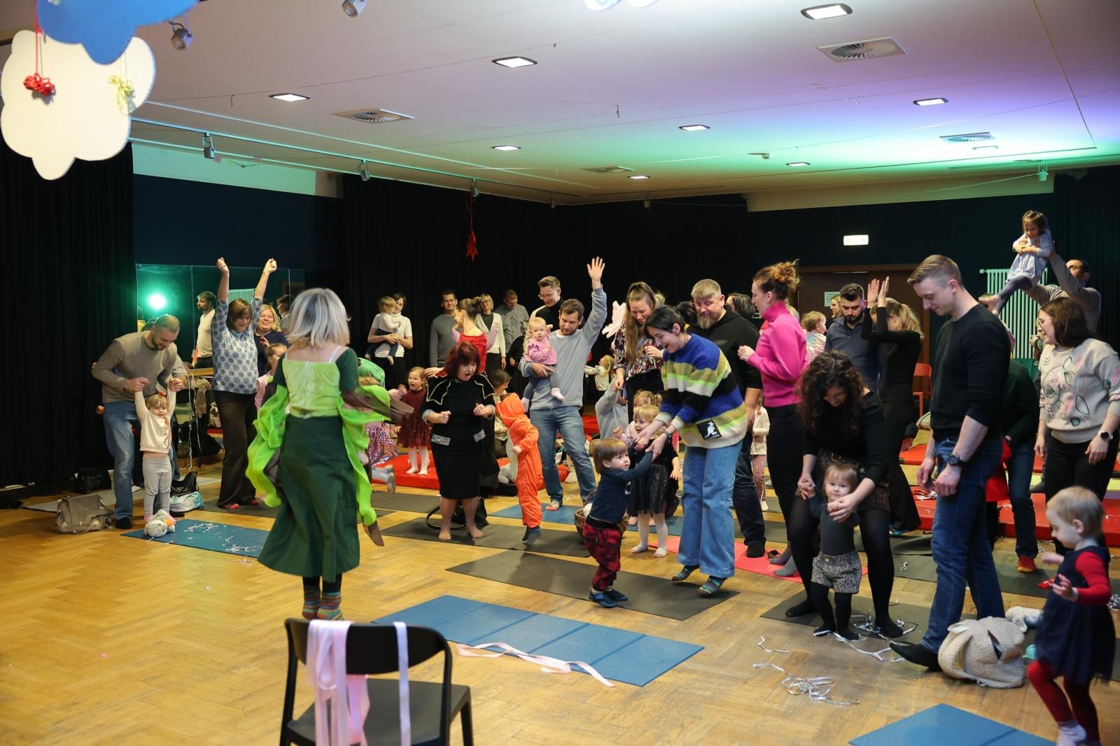 Zdjęcie w galerii na portalu naszraciborz.pl: Za nami Calineczka, przed nami Złota Rybka. Maluchy w Krainie Dźwięku zapraszają na niedzielny koncert wiadomości z regionu