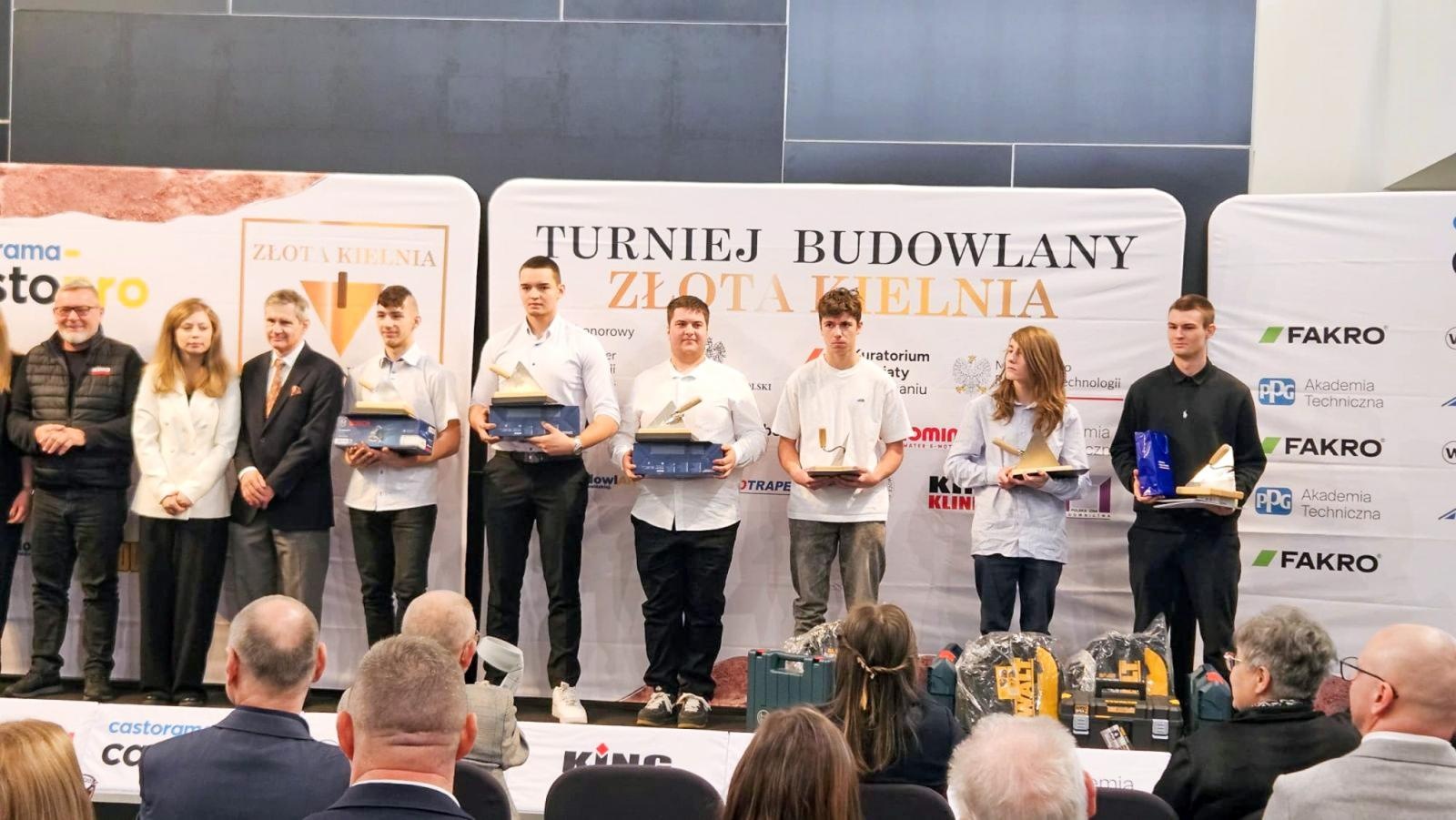 Zdjęcie w galerii na portalu naszraciborz.pl: Uczniowie z Raciborza w finale Turnieju Budowlanego Złota Kielnia – Poznań 2026 wiadomości z regionu