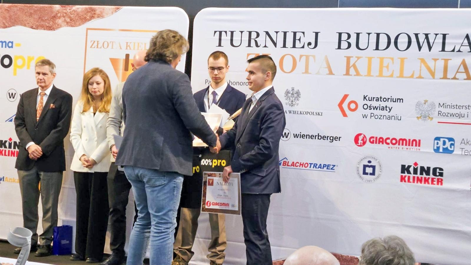 Zdjęcie w galerii na portalu naszraciborz.pl: Uczniowie z Raciborza w finale Turnieju Budowlanego Złota Kielnia – Poznań 2026 wiadomości z regionu