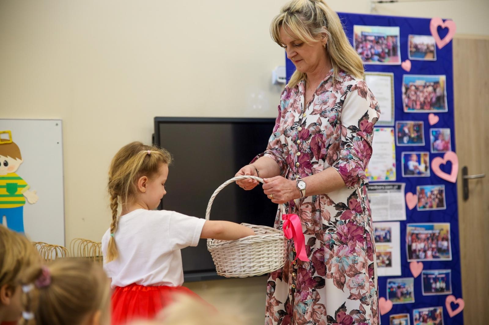 Zdjęcie w galerii na portalu naszraciborz.pl: XX Przegląd Wierszy dla Babusi i Dziadziusia w Przedszkolu nr 15 wiadomości z regionu