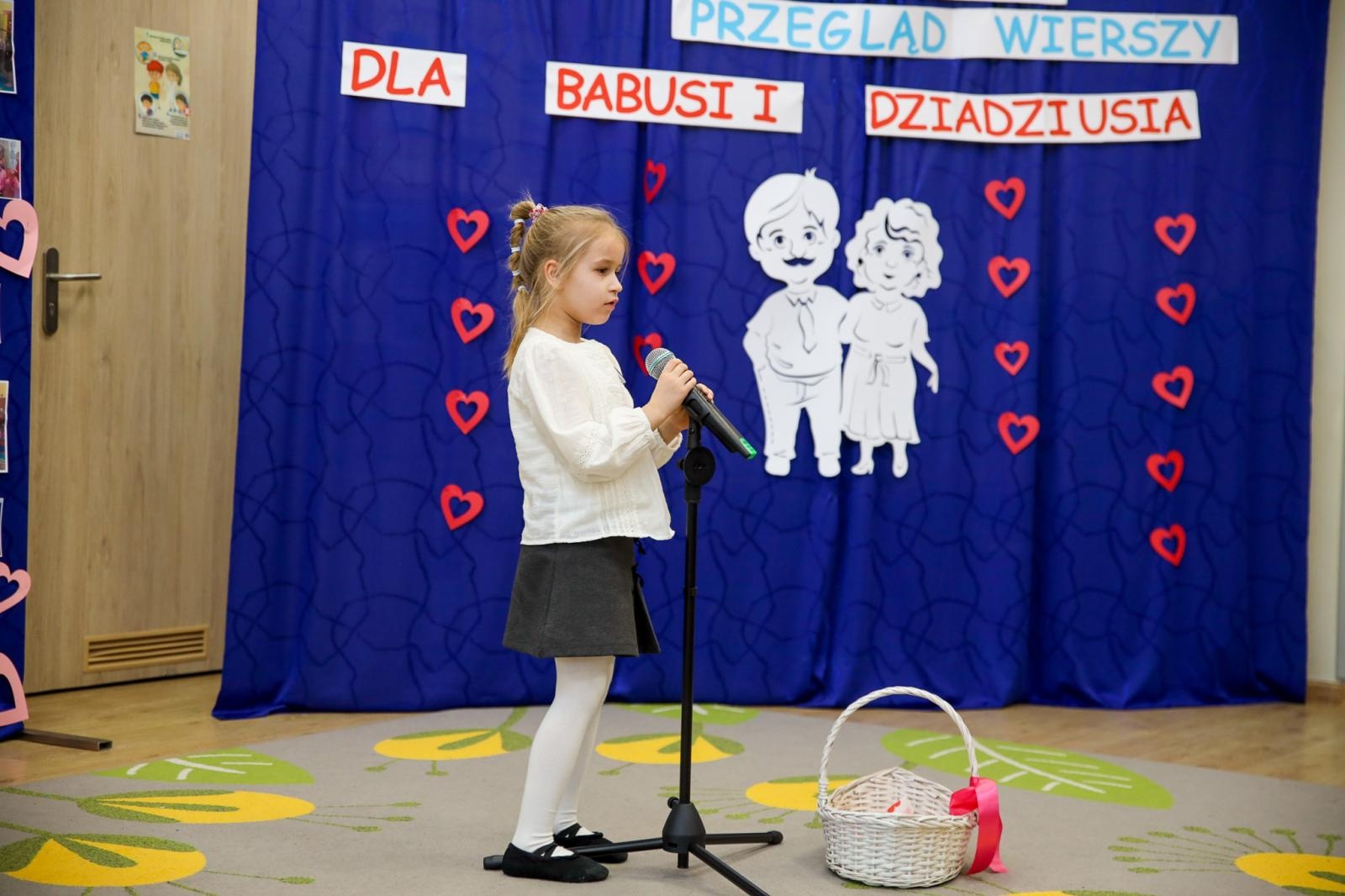 Zdjęcie w galerii na portalu naszraciborz.pl: XX Przegląd Wierszy dla Babusi i Dziadziusia w Przedszkolu nr 15 wiadomości z regionu