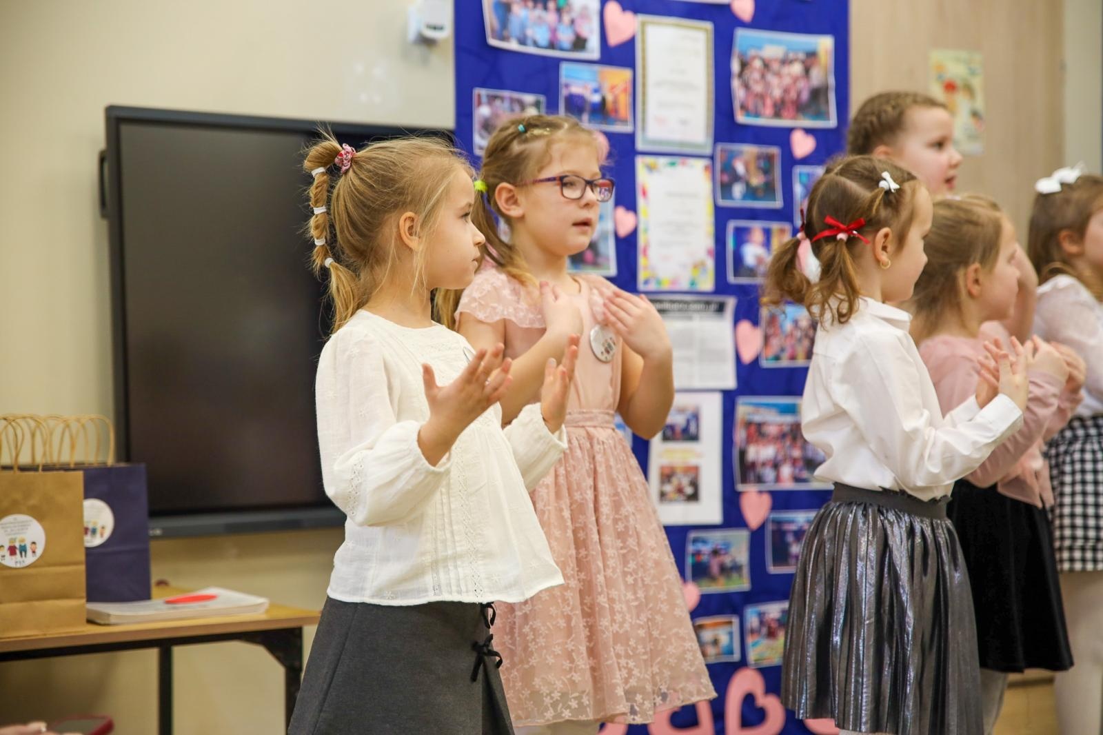 Zdjęcie w galerii na portalu naszraciborz.pl: XX Przegląd Wierszy dla Babusi i Dziadziusia w Przedszkolu nr 15 wiadomości z regionu