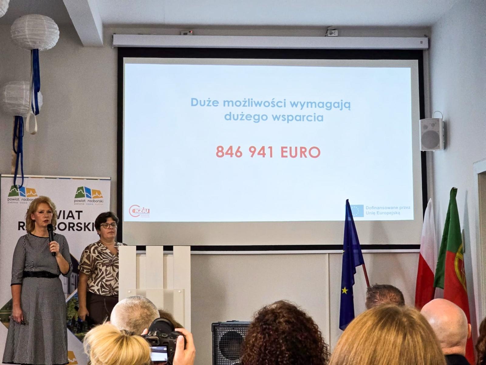 Zdjęcie w galerii na portalu naszraciborz.pl: 10 lat programu Erasmus+ w CKZiU nr 1 w Raciborzu - dekada doświadczeń, która zmienia przyszłość uczniów wiadomości z regionu