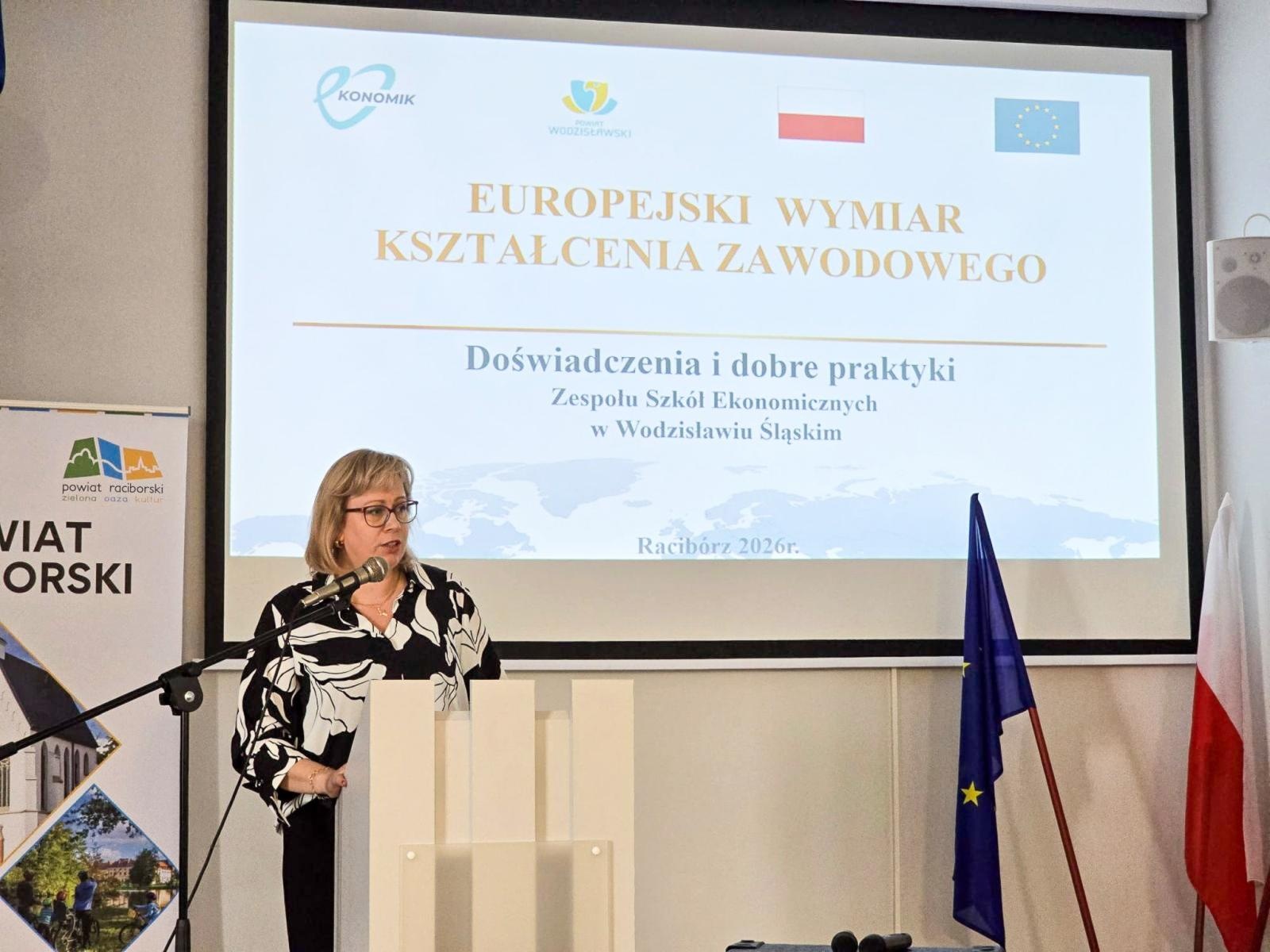 Zdjęcie w galerii na portalu naszraciborz.pl: 10 lat programu Erasmus+ w CKZiU nr 1 w Raciborzu - dekada doświadczeń, która zmienia przyszłość uczniów wiadomości z regionu