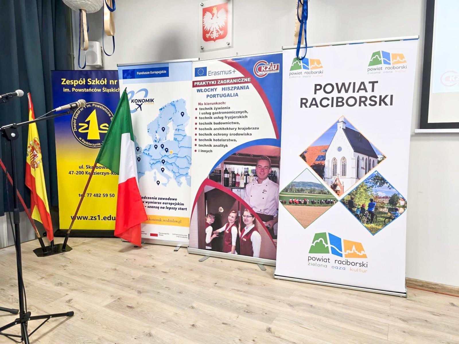 Zdjęcie w galerii na portalu naszraciborz.pl: 10 lat programu Erasmus+ w CKZiU nr 1 w Raciborzu - dekada doświadczeń, która zmienia przyszłość uczniów wiadomości z regionu