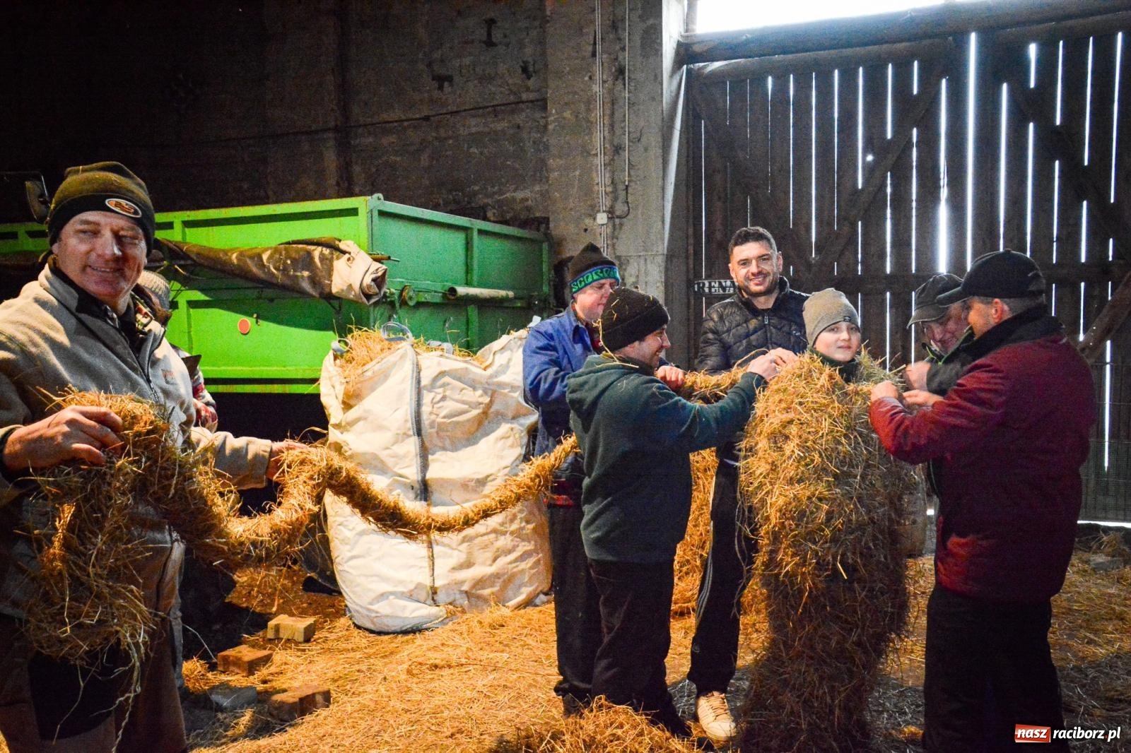 Zdjęcie w galerii na portalu naszraciborz.pl: TANZBÄR w Samborowicach: Miś z zagranicy i wielki debiut Francesco [FOTO i WIDEO] wiadomości z regionu