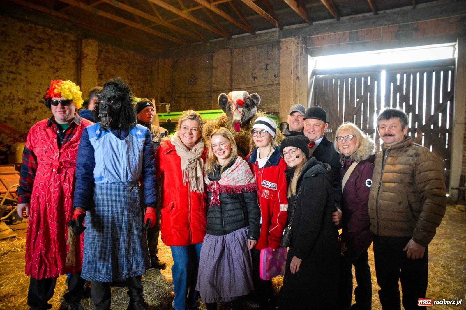 Zdjęcie w galerii na portalu naszraciborz.pl: TANZBÄR w Samborowicach: Miś z zagranicy i wielki debiut Francesco [FOTO i WIDEO] wiadomości z regionu